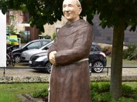 Franziskaner, 4 Nonnen (3)