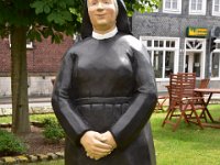 Franziskaner, 4 Nonnen (6)