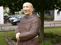 Franziskaner, 4 Nonnen (9)